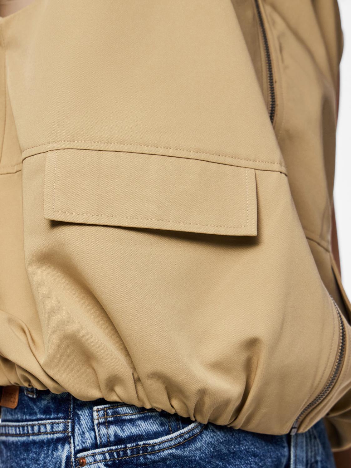 model_shot-detail